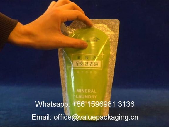 The filled effect of 500ml household cleaning stand up spout pouch